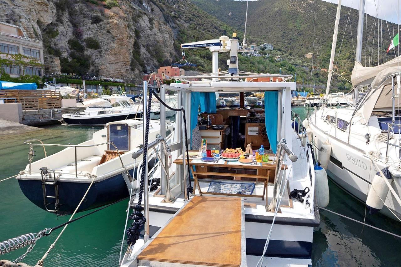 Aloha Jak'S Boat Alassio Extérieur photo