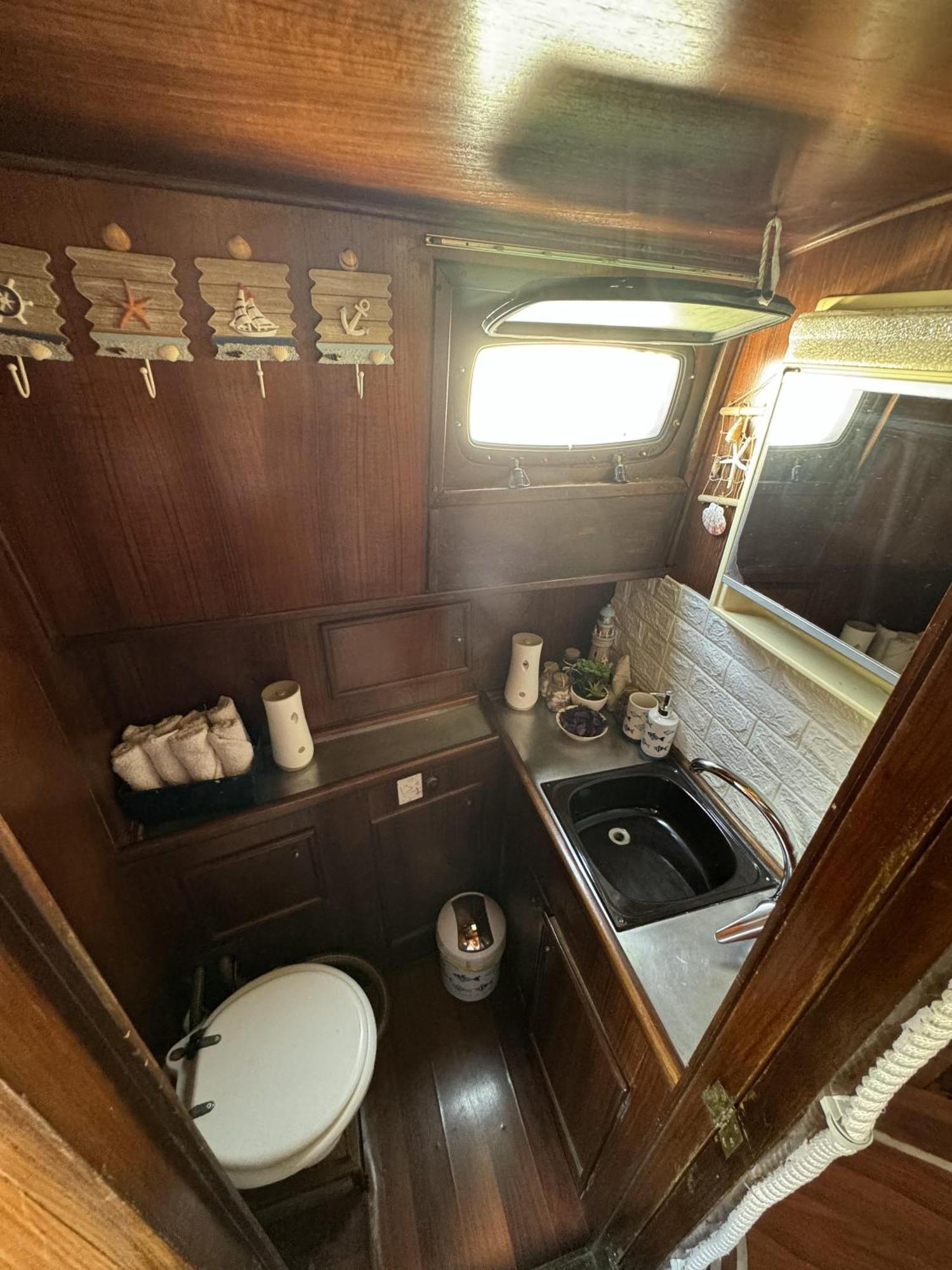 Aloha Jak'S Boat Alassio Extérieur photo