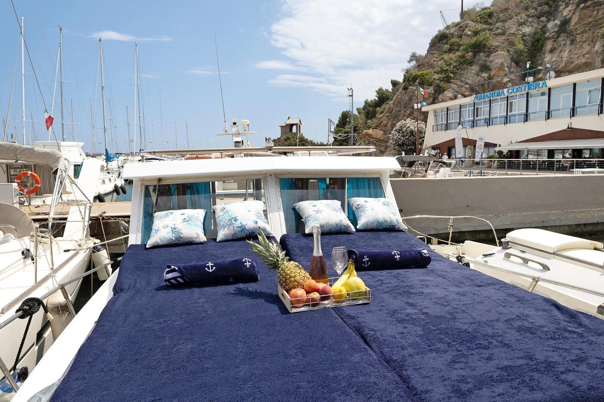 Aloha Jak'S Boat Alassio Extérieur photo